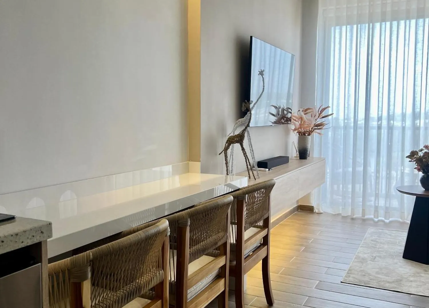 Beautiful! Brand New Apt Old Town Cartagena